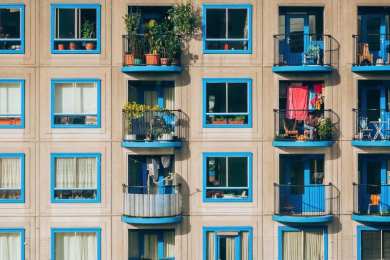 Den Balkon in eine Oase verwandeln
