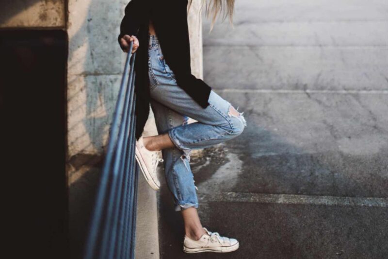 Mit Denim Jeans den perfekten Alltagslook kreieren