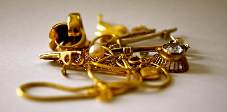 Goldschmuck Frau