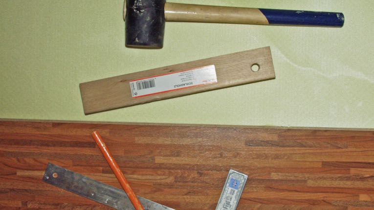 Laminat oder Parkett selbst verlegen