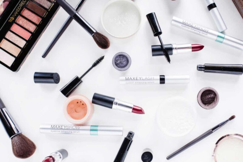 Make-Up – Was brauche ich für einen perfekten Teint