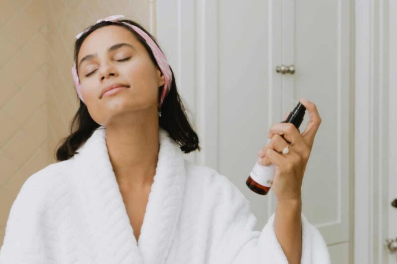 Strahlend schöne Haut: 5 Tipps für eine effektive Hautpflege-Routine