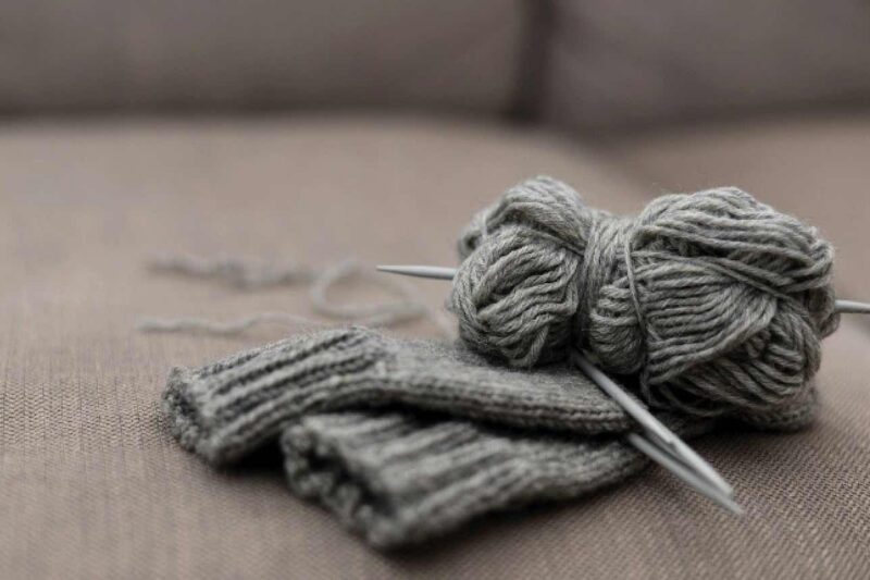 Kommt Stricken bei Frauen wieder in Mode?