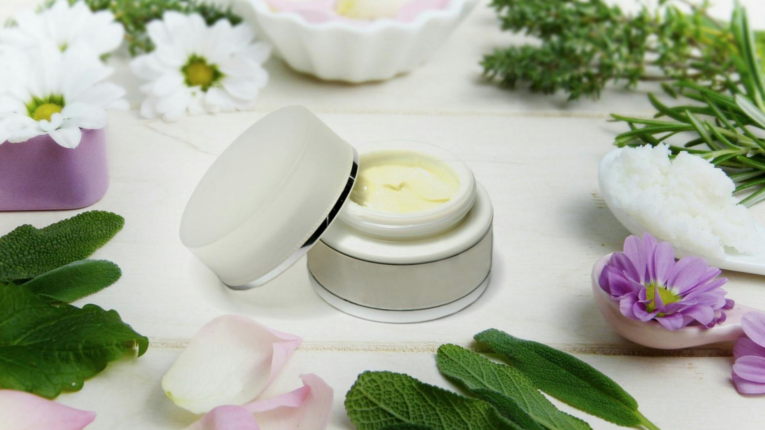 Tierversuchsfreie Kosmetik – Kosmetikprodukte für strahlend schöne Haut und ein ruhiges Gewissen