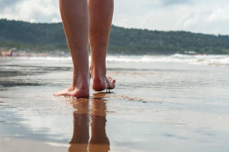 Wie gesund Barfusslaufen ist 